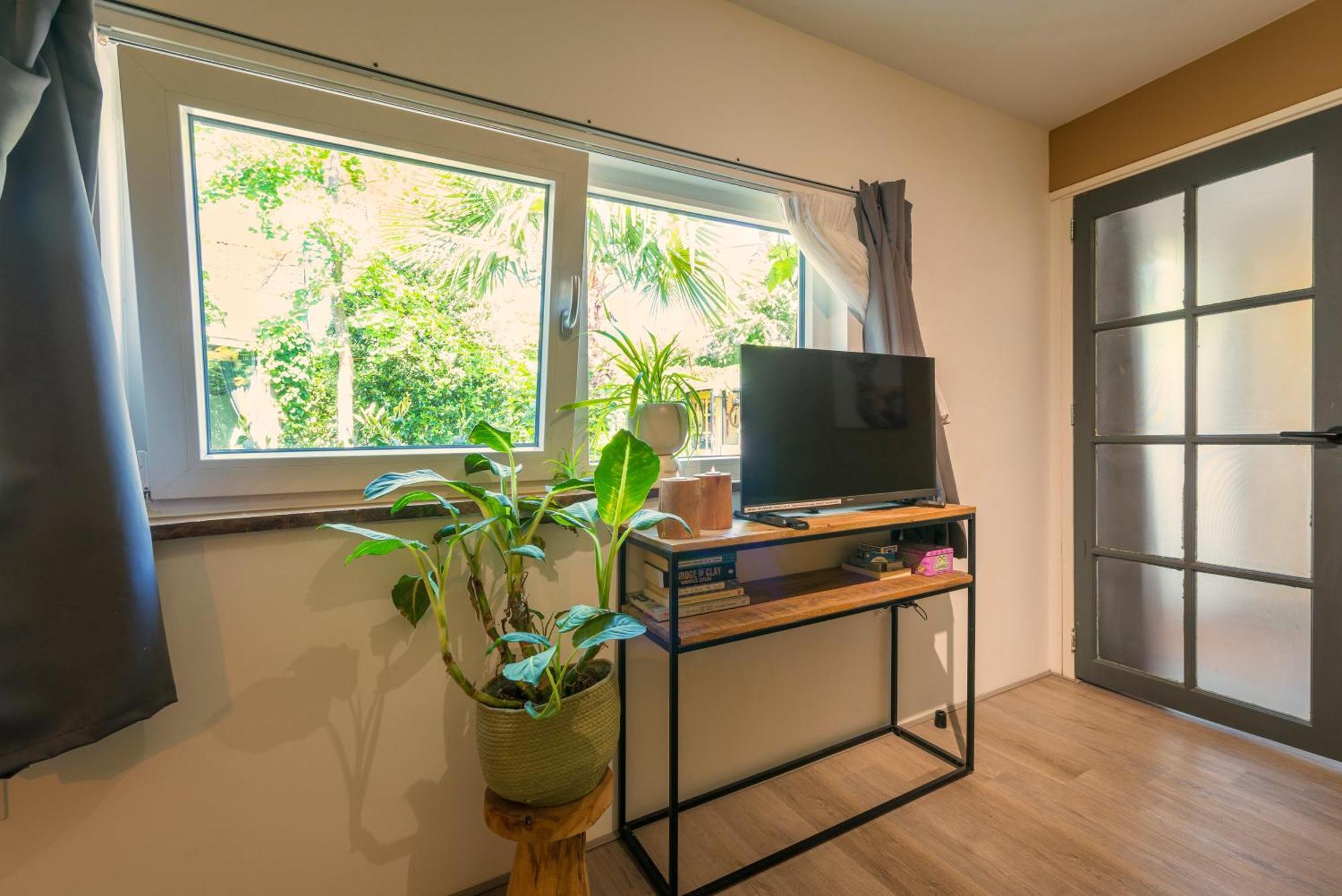 Tiny House - Leenfietsen, Eigen Keuken En Badkamer 奈梅亨 外观 照片